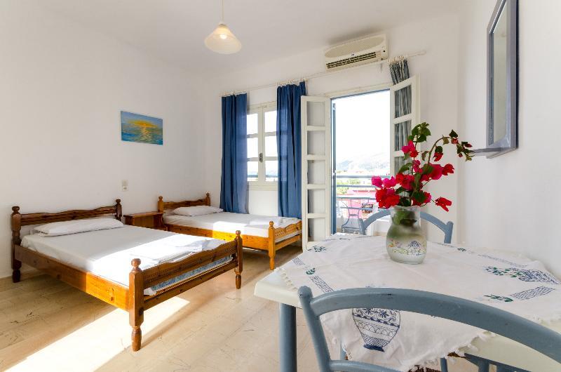 Aris Apartments Malia  Ngoại thất bức ảnh